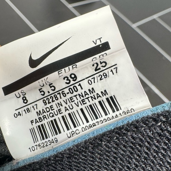 Nike Women's Air Zoom Strong 2 "Light Bone" Training/Lifting Shoe - Size 8 - Picture 11 of 11